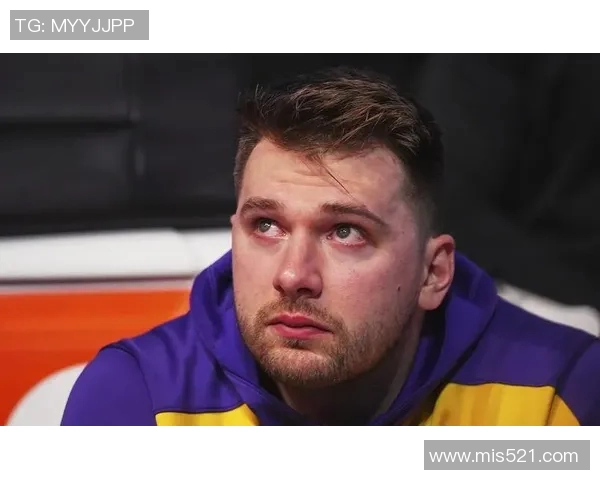 美记：东契奇对湖人在交易截止日前采取的低调操作并无异议